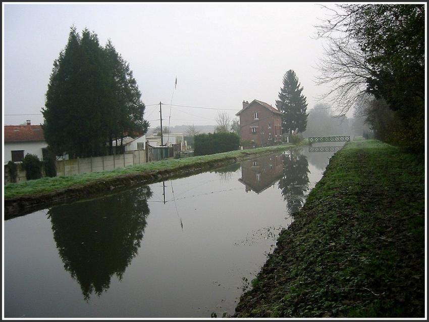 Canal  Remaucourt (02)