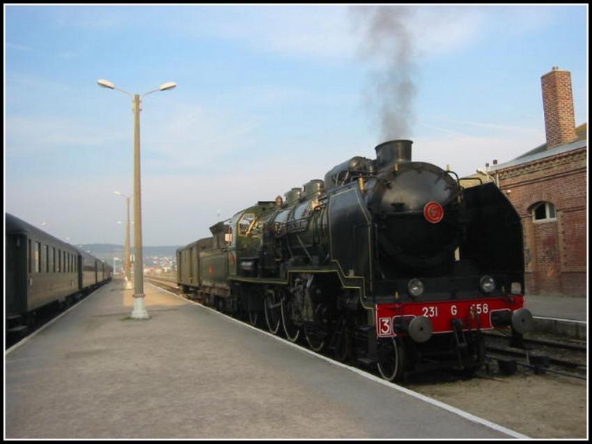Vieux train au Trport (76)