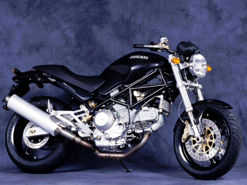 Ducati M-750 Monster