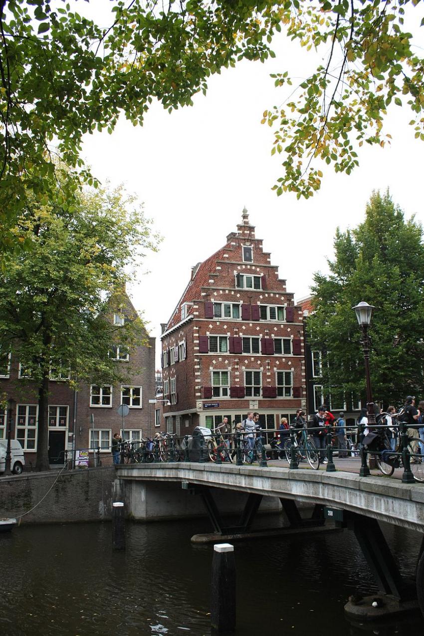 Amsterdam (25) Pont, vlos et maison
