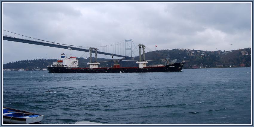 Istanbul - Pont pour l'Asie sur le Bosphore