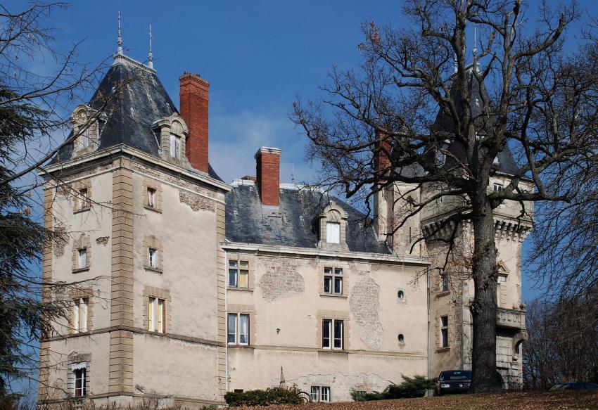 Chateau de saint Bonnet les Oules ,Loire 42