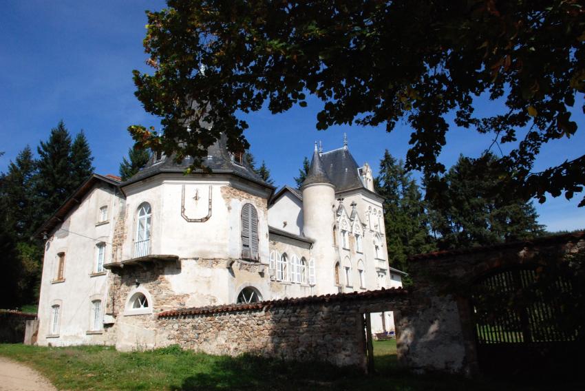 chateau de tremolin ,Loire 42