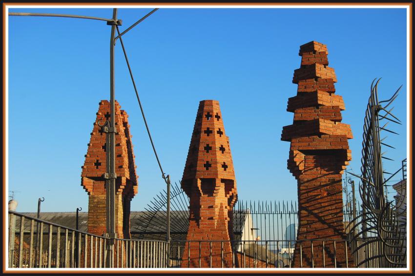 Barcelone - Les chemines du Palais Gell