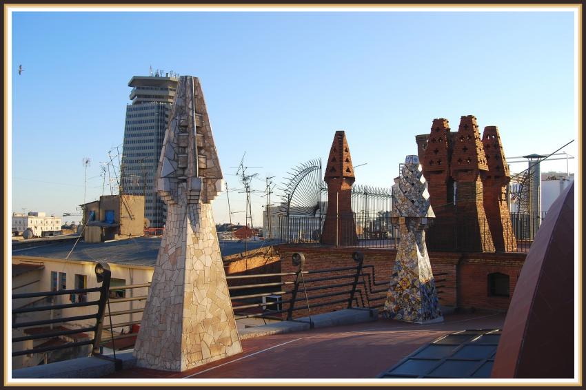 Barcelone - Les chemines du Palais Gell