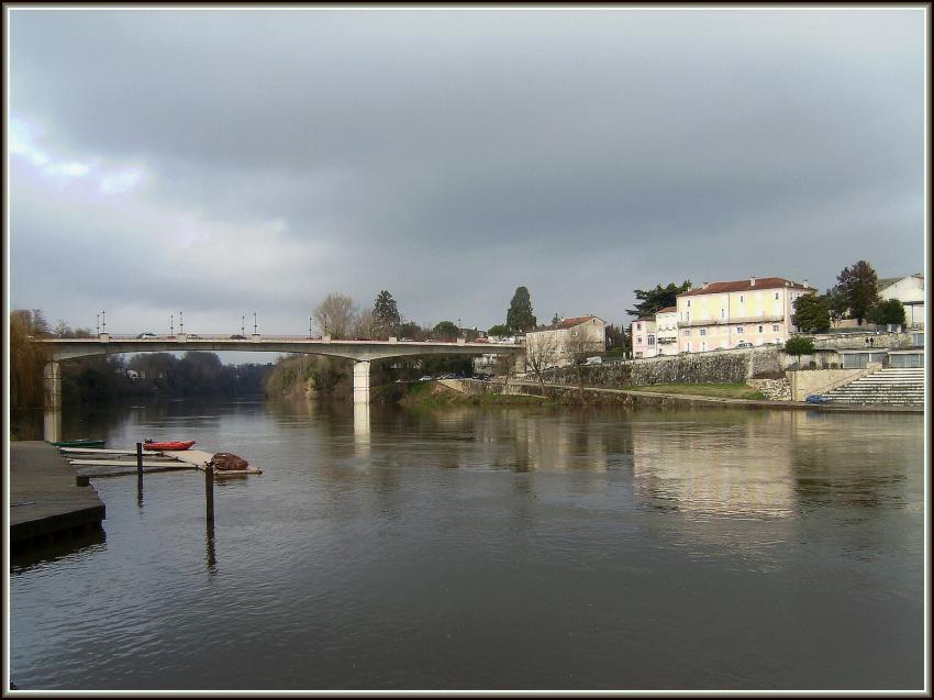 Le Lot  Villeneuve-sur-Lot (47)