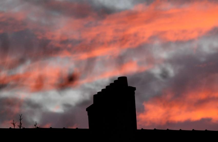 Le feu du ciel  travers le vitrage