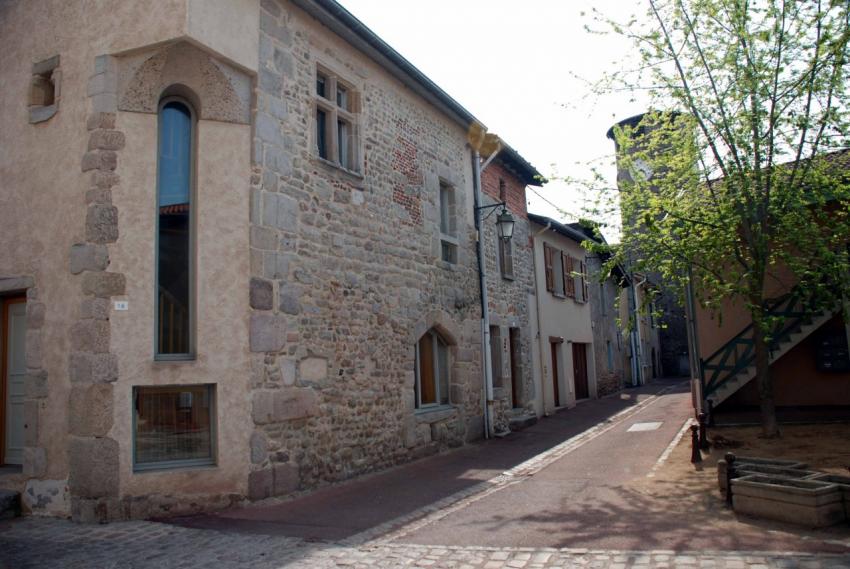 Place de l'glise ; Moingt ; Loire 42