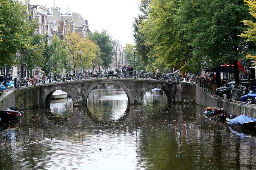 Amsterdam (27) Pont  trois arches