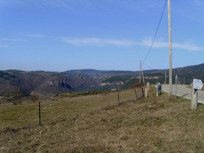 col de pierre plantee