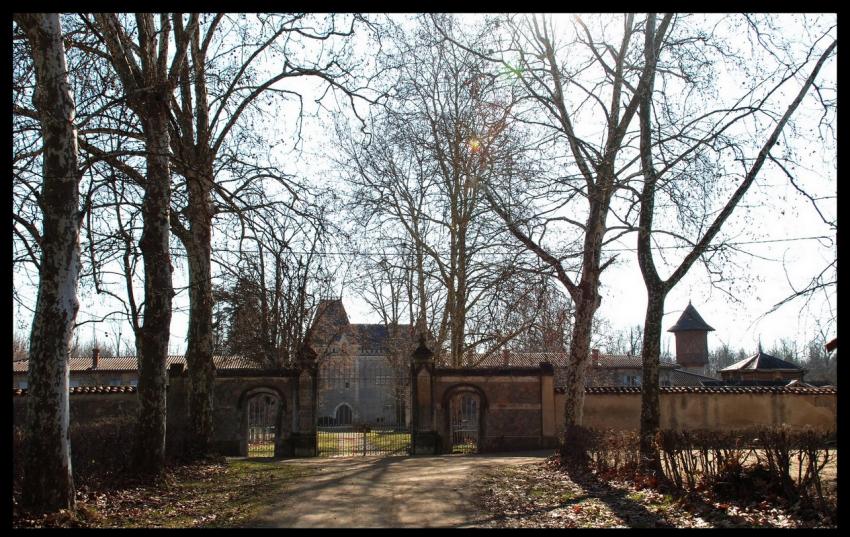 chateau de la Curraize a Prcieux ,Loire 42