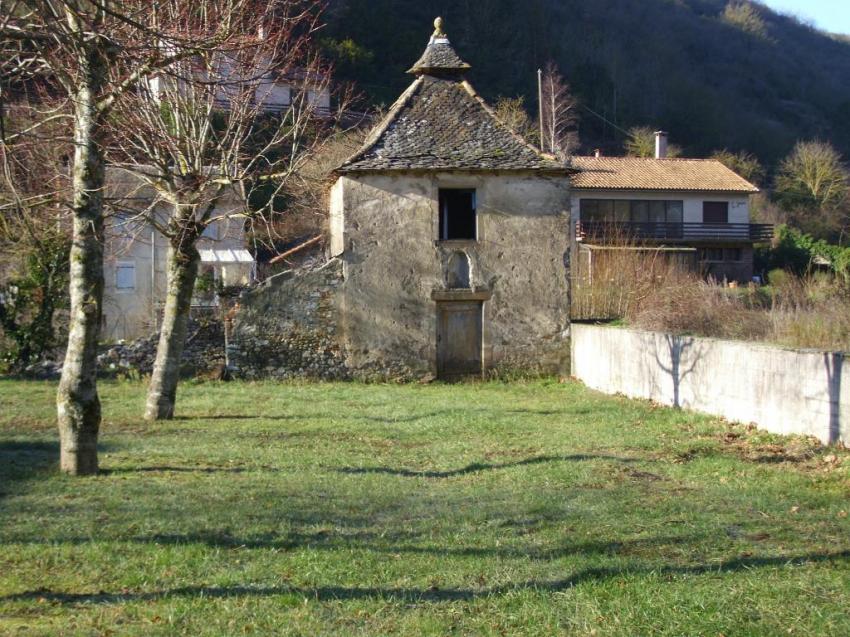 ruine du village ceilhes