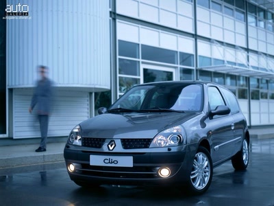 Renault Clio II (2001)