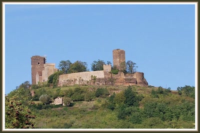 Saint-Céré (46) - Les tours de St-Laurent