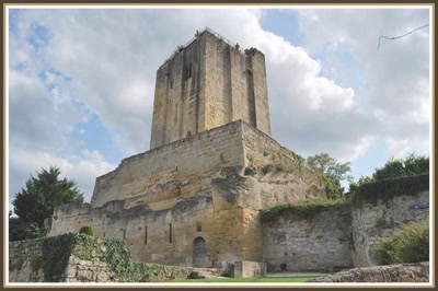 Saint-Emilion (33) La Tour du Roy