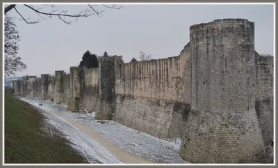 Provins (77) Les remparts