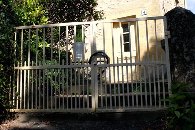 Portes (183) : Dans le Périgord à Montignac (160)