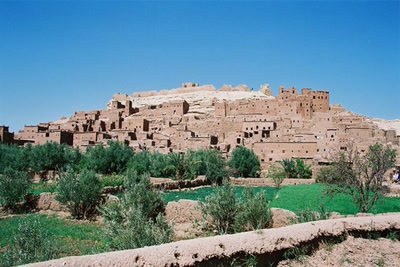 Aux Portes du Désert
